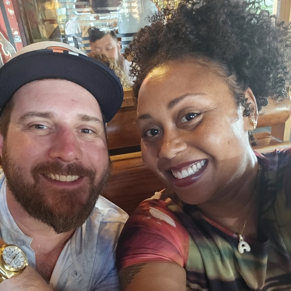 Why_aren't_you_smiling? - Picture 4 of 5